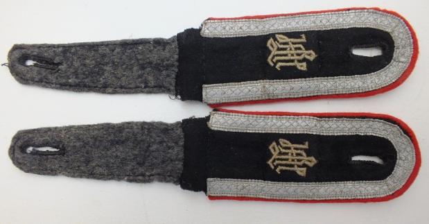 WSS LAH SS-UNTERSCHARFUHRER SHOULDER BOARDS