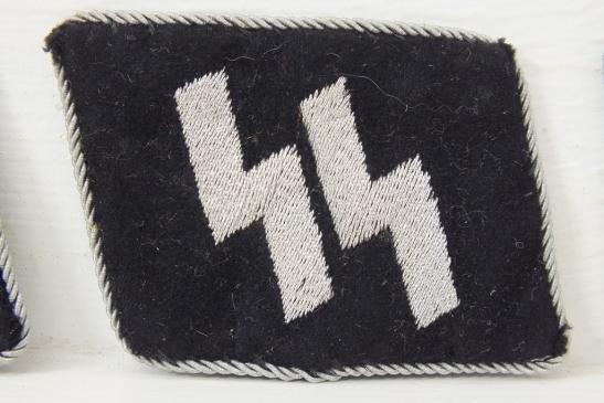 WSS LATE WAR OFFICER RUNIC TAB VET BRING BACK WWII 