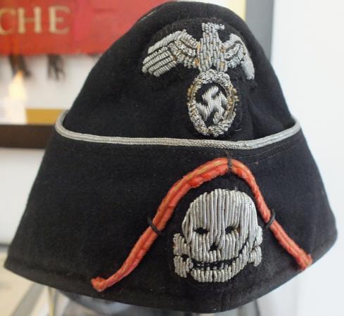 WSS PANZER OFFICER SIDE HAT WITH PINK SOUTACHE AND FLEMISH INSIGNIA