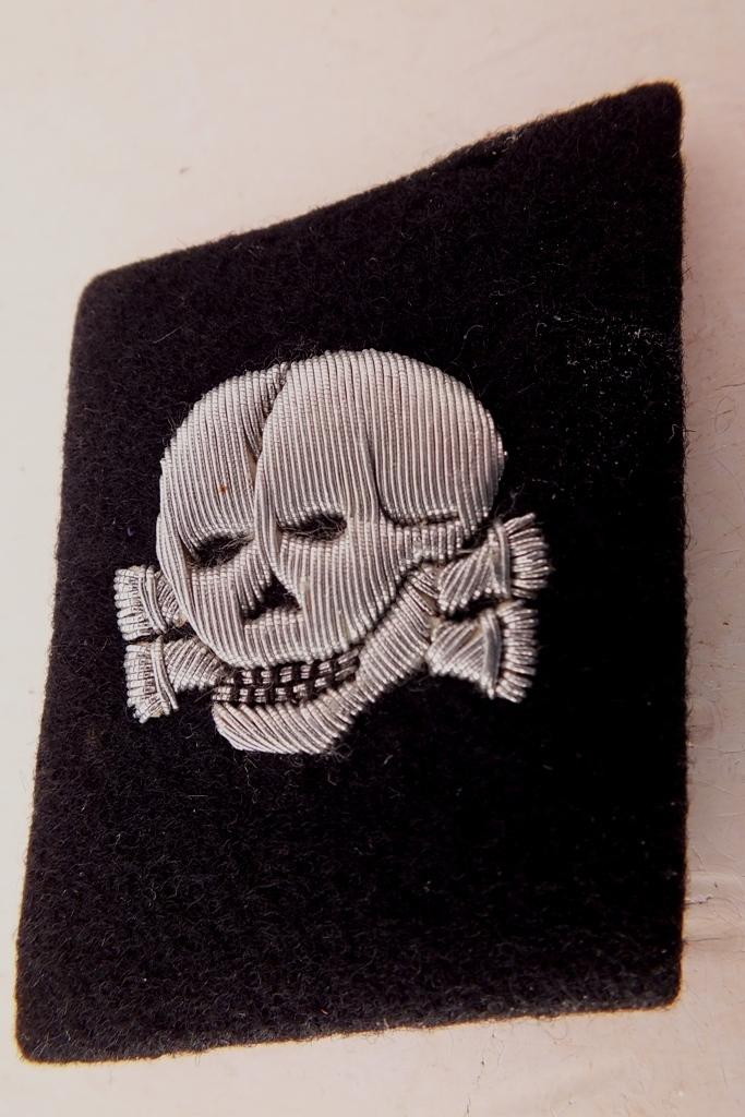 AWESOME TOTENKOPF VERTICLE TAB!