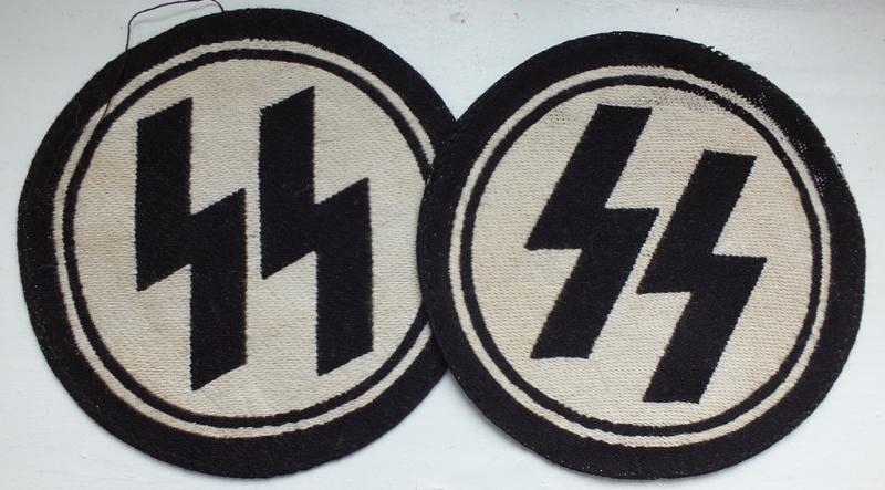 SS SPORTS VEST INSIGNIA WITH TAGS.