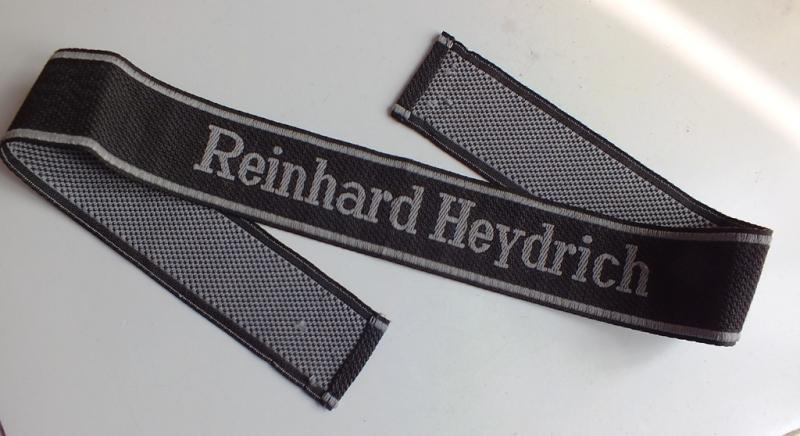 WSS RGT. REINHARD HEYDRICH BEVO CUFF TITLE