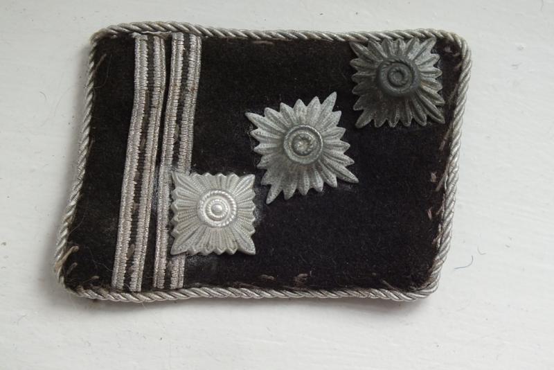 SS-HAUPTSTURMFUHRER RANK TAB TUNIC REMOVED