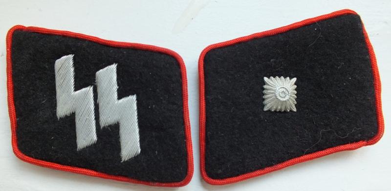 WSS-UNTERSCHARFUHRER RED PIPED COLLAR TABS