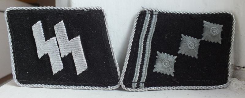 SS-OBERSTURMFUHRER COLLAR TAB SET