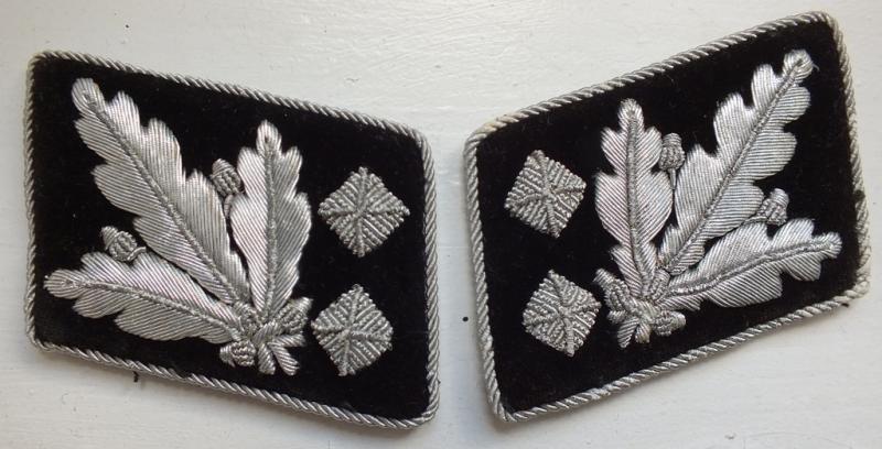 SS-OBERGRUPPENFUHRER COLLAR TABS