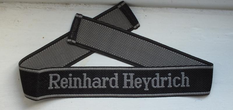 SS-RGT. REINHARD HEYDRICH BEVO CUFF TITLE