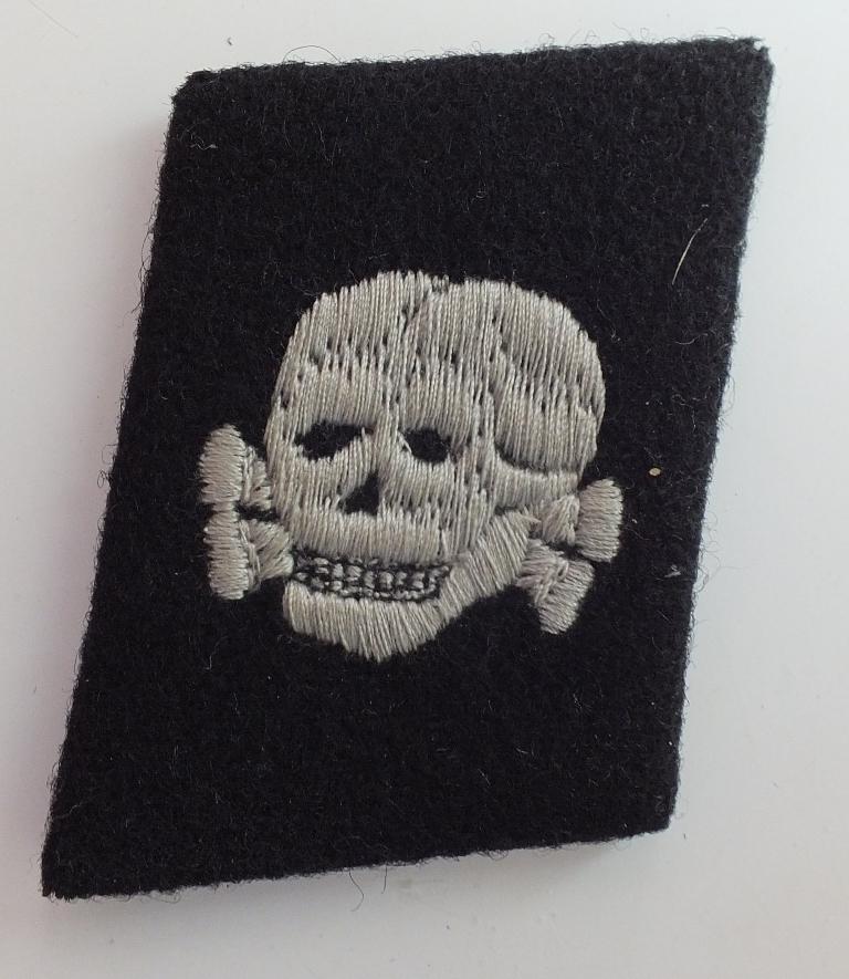 SS-TV MACHINE EMBROIDERED COLLAR TAB