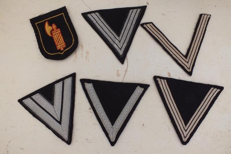 VARIOUS SLEEVE BADGES